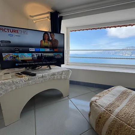 La Mansarda Apartment Praiano