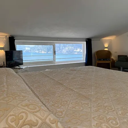 Apartment La Mansarda Praiano
